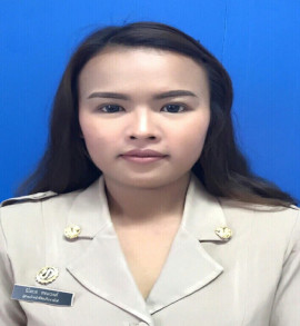 นางสาวนิโลบล หอมวงศ์